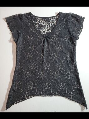 Womens M/L Black Lace Short Sleeve Pointe Hem Witchy Whimsigoth Top